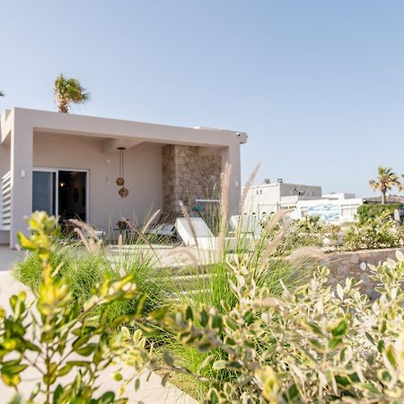 Nalu Luxury Suites Adults Only Kéfalos Exterior photo