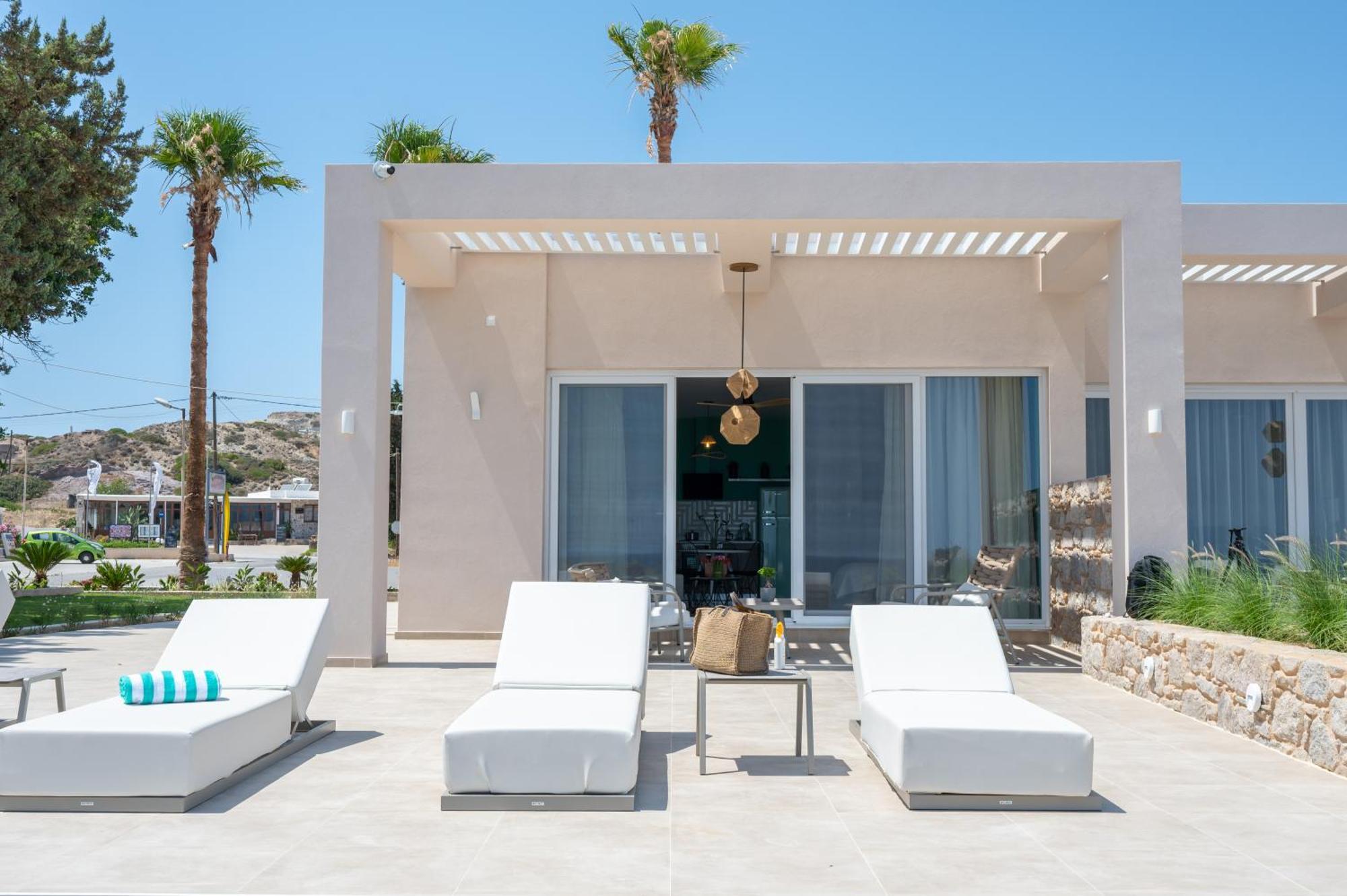 Nalu Luxury Suites Adults Only Kéfalos Exterior photo