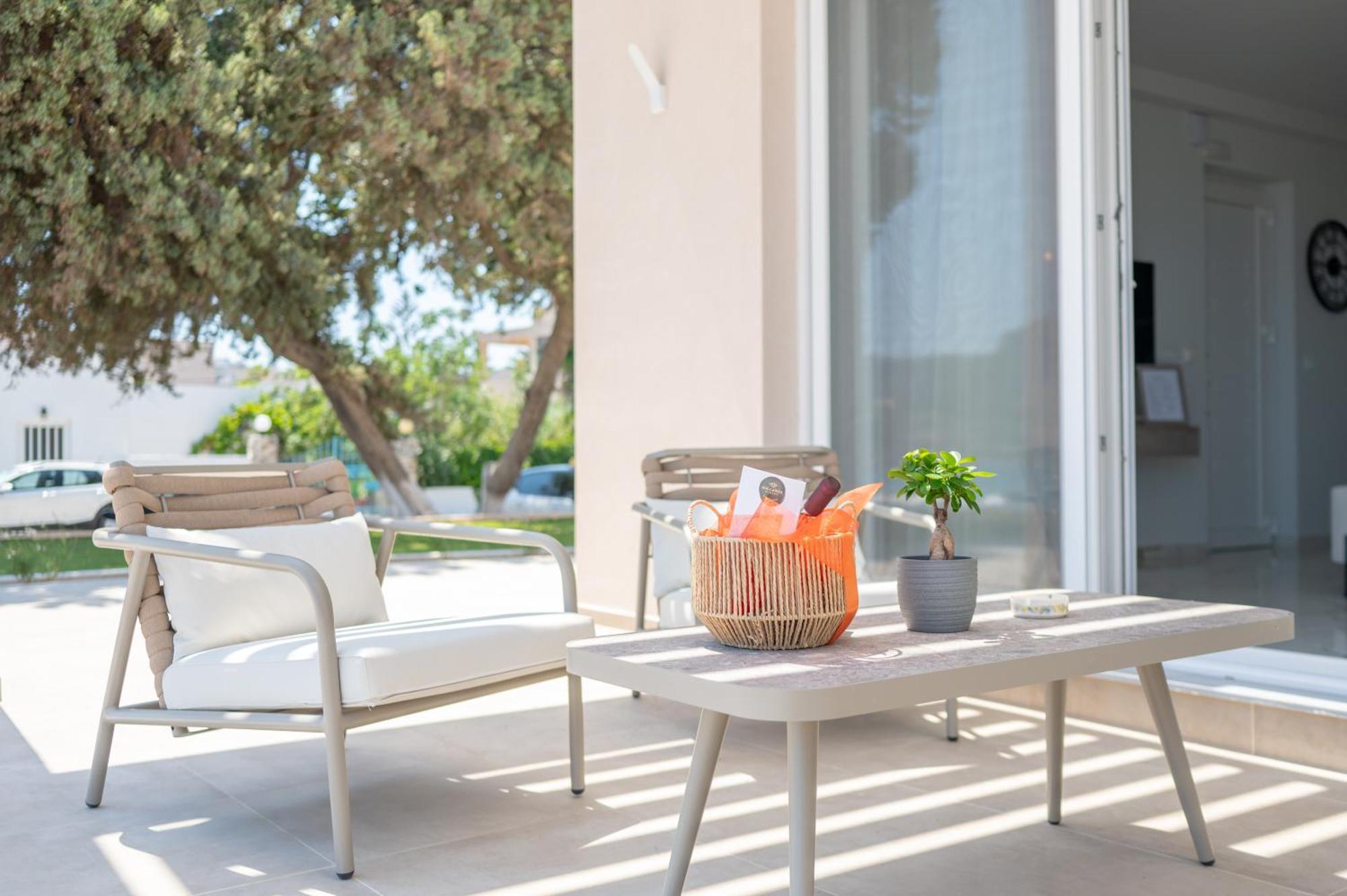 Nalu Luxury Suites Adults Only Kéfalos Exterior photo