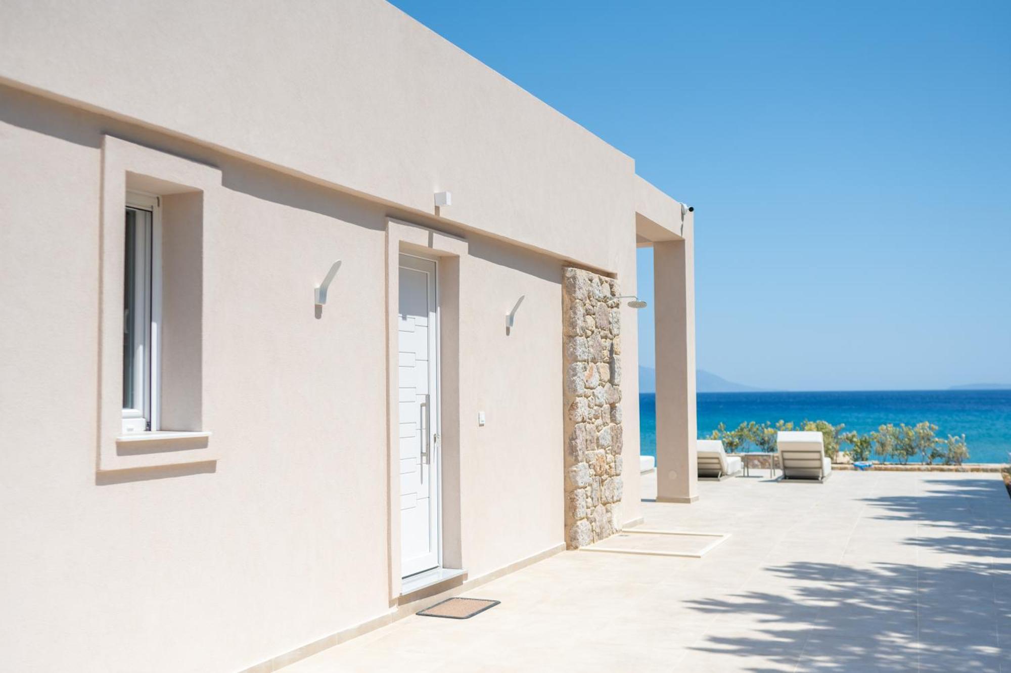 Nalu Luxury Suites Adults Only Kéfalos Exterior photo