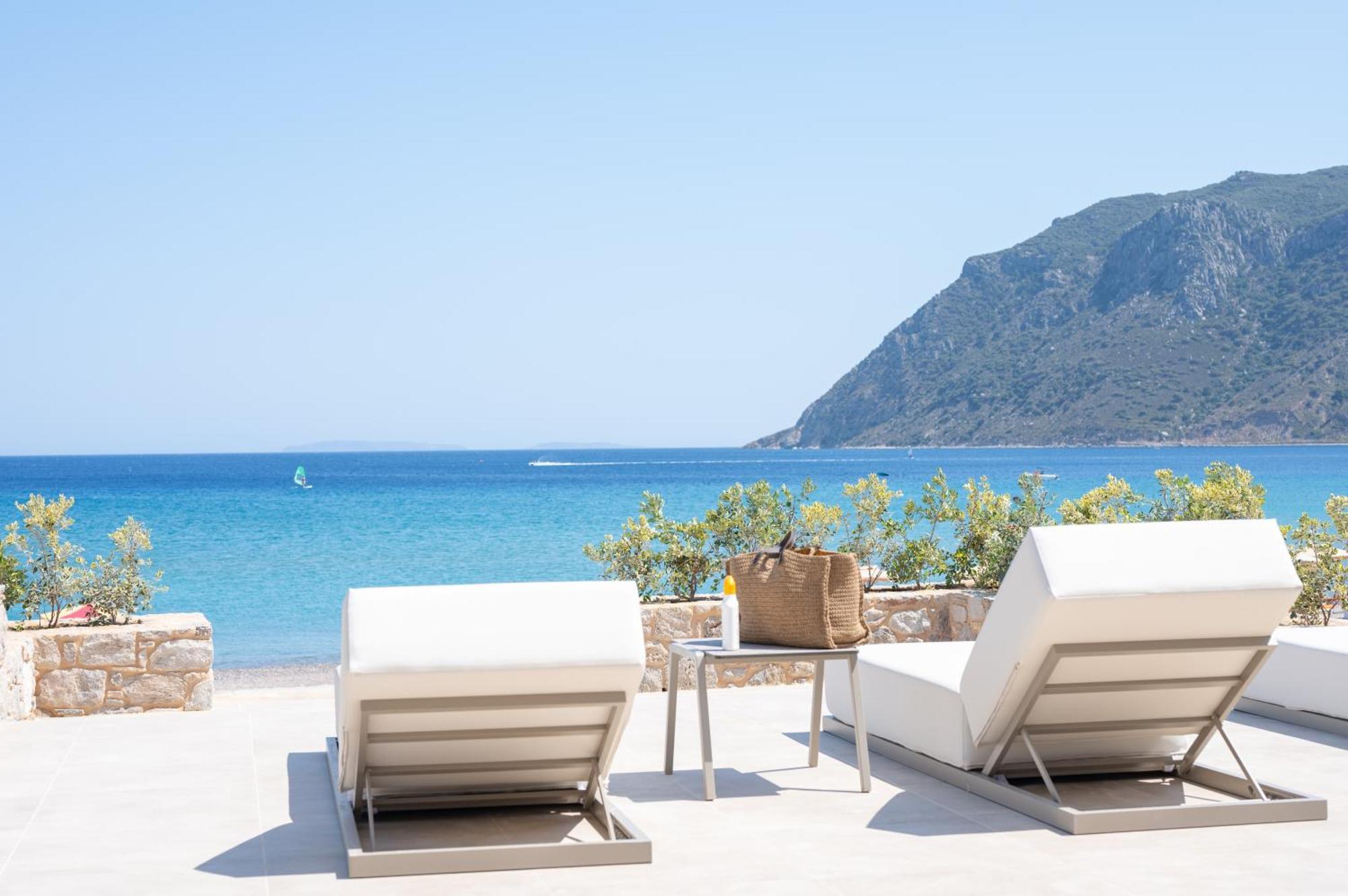 Nalu Luxury Suites Adults Only Kéfalos Exterior photo