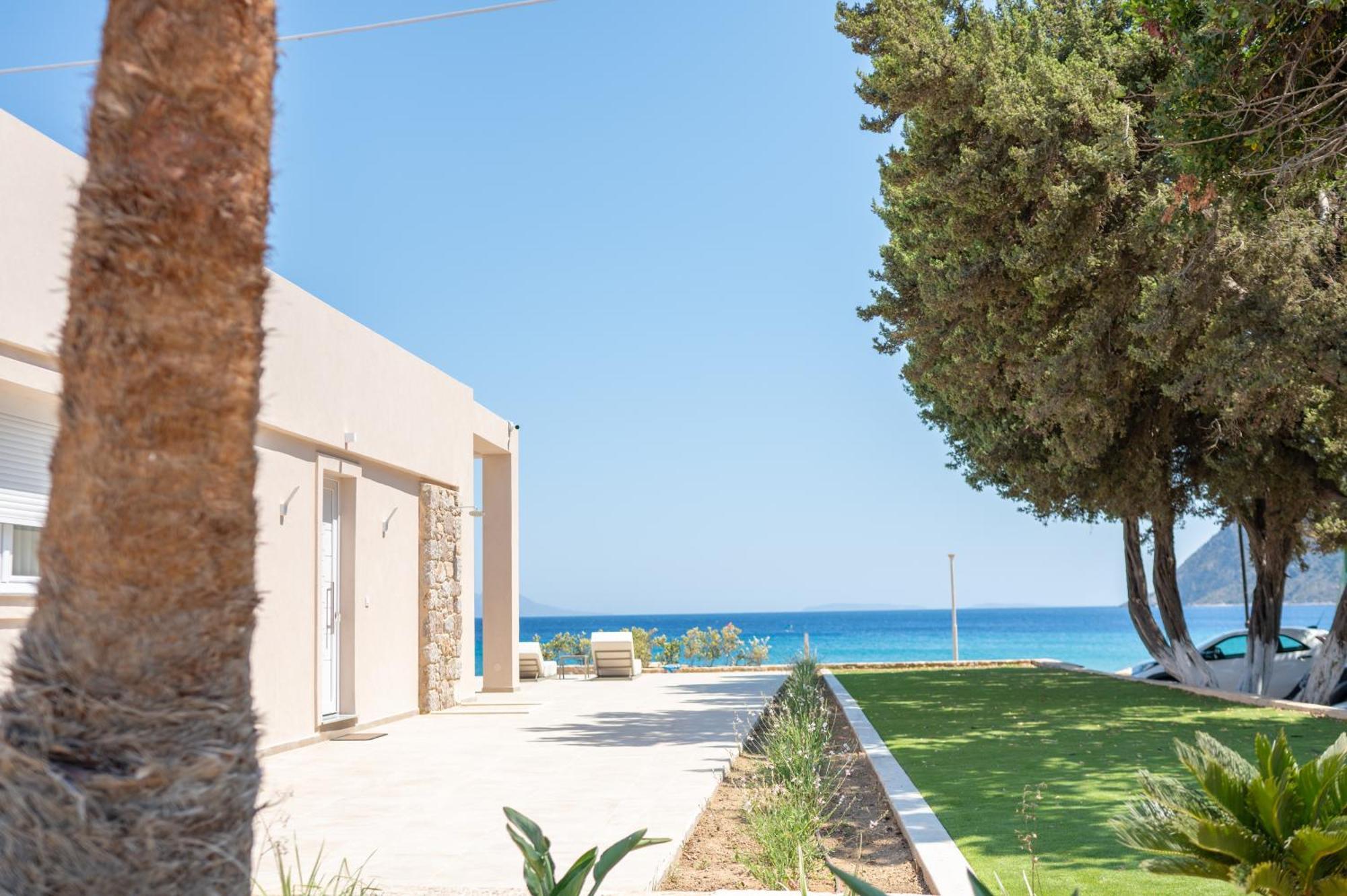 Nalu Luxury Suites Adults Only Kéfalos Exterior photo