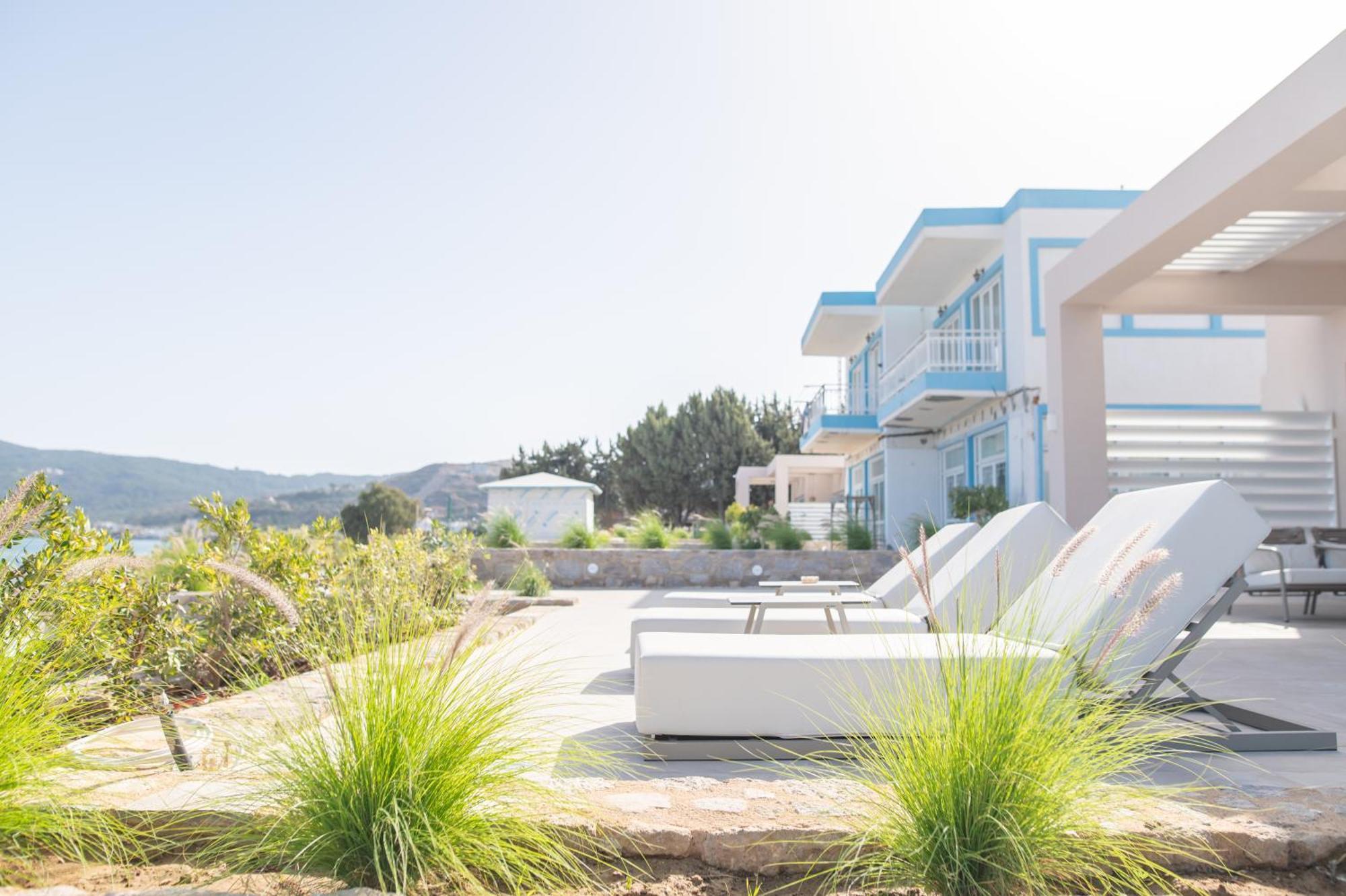 Nalu Luxury Suites Adults Only Kéfalos Exterior photo
